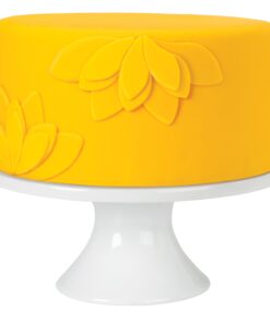 Wilton Decorator Preferred Yellow Fondant, 24 oz. Fondant Icing 24 ounce 30 814OlCXluzL