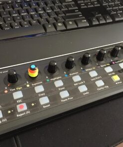 Behringer X-Touch Mini Universal USB Controller, Mackie Control Mode, 60mm Master Fader 40 814fyxNt4tL