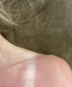 Solar Recover Daily Moisturizing Spray (12 Ounce) - Hydrating Facial & Body Mist for Year Round Dry Skin Relief - 2460 Sprays of Lotion Delivered in Water with Vitamin E, Lavender Oil & Calendula 38 814kRYUUG1L