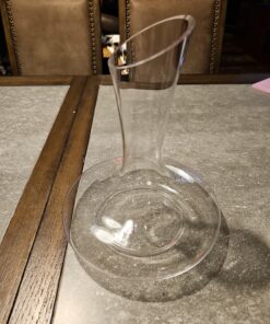 Le Chateau Red Wine Decanter - Hand Blown, Lead-Free Crystal Glass Decanter and Wine Aerator - Full Bottle (750ml) Wine Decanters and Carafes - Elegant Wine Carafe, Wine Gifts and Wine Accessories 24 8150KUIx3 L