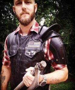 Armor Venue: Warriors Single Pauldron Leather Shoulder Armor Medium Black 6 815612ODg L