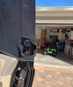 Shade Sox Universal Fit Car Side Window Baby Sun Shade (2 Pack) | Protects Your Baby and Older Kids from The Sun, Fits All (99%) Cars! Most Mid Size SUV's 2 Piece 70 8157SoRJi8L