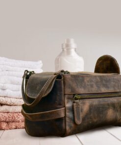 KOMALC Premium Buffalo Leather Unisex Toiletry Bag Travel Dopp Kit Distressed Tan 41 815FXRy RYL
