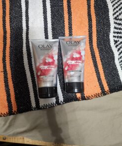 Olay Facial Cleanser Regenerist, Detoxifying Pore Scrub & Exfoliator, 5 Fl Oz (Pack of 3) 22 815mgfnisSL