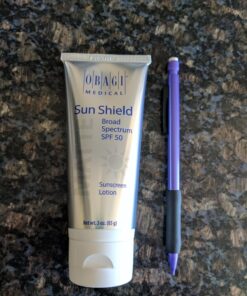 Obagi Sunscreen Sun Shield Matte Broad Spectrum SPF 50 Sunscreen, combines UVB absorption and UVA protection, 3 oz 3 Ounce (Pack of 1) 25 816erz2p5vL