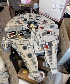 LEGO Star Wars Ultimate Millennium Falcon 75192 - Expert Building Set and Starship Model Kit, Movie Collectible, Featuring Classic Figures and Han Solo's Iconic Ship, Best Gift for Adults 91 817r4TGryoL