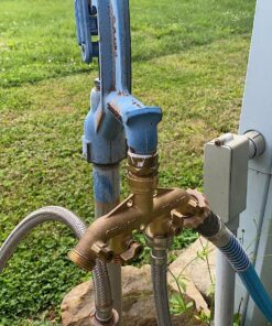 Morvat New & Improved Heavy Duty Brass 4 Way Splitter, Garden Hose Manifold Connector with Comfort Grip ON/OFF Valves, Adapter for Water Faucet & Spigot, Includes Washers, Teflon Tape & Mounting Kit 33 818X9PAjfUL