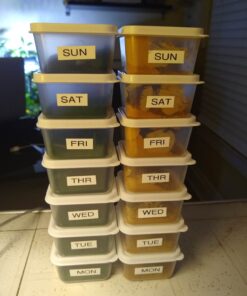 Greenco Mini Containers with Lids 20 Pack, 2 oz Containers with Lids - Small Plastic Storage Condiment Containers with Lids - Baby Food Containers, Snacks, Sauces, Candy - Freezer & Dishwasher Safe Square 35 818uXVDB1AL