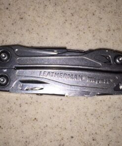 LEATHERMAN, Wingman Multitool with Spring-Action Pliers and Scissors, Stainless Steel with Nylon Sheath 62 8196HG3NNgL