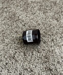 Leviton 61 660 Watt, 125 Volt, Polarized Outlet-to-Lampholder Adapter, Brown 8 81AY6NxhcOL