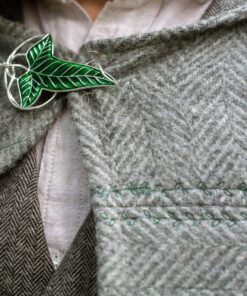 The Noble Collection Lord of The Rings: LóRien Leaf Brooch 30 81B4SbbKbFL
