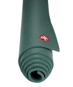 Manduka PRO Yoga Mat - Multipurpose Exercise Mat for Yoga, Pilates, Home Workout, Built to Last a Lifetime, 6mm Thick Cushion for Joint Support and Stability Black Sage 85" x 26" 23 81BYZVjkK9L