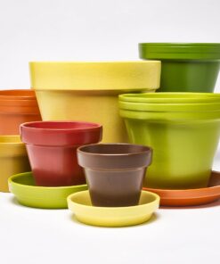 Mod Podge Spray Acrylic Sealer that is Specifically Formulated to Seal Craft Projects, Dries Crystal Clear is Non-Yellowing No-Run and Quick Drying, 12 ounce, Gloss 12 Ounce (Pack of 1) 23 81Bgf4UwL1L