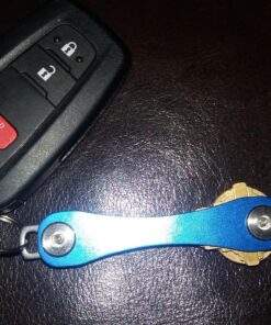 KeySmart Classic - Compact Key Holder and Keychain Organizer (up to 14 Keys, Blue) 38 81C5RxBcywL