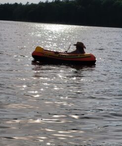 INTEX Explorer Inflatable Boat Series: Dual Air Chambers – Welded Oar Locks – Grab Handles – Bow Rope – Sporty Design Explorer 200 Set 35 81CFIyJhSEL