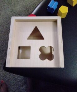 Melissa & Doug Shape Sorting Cube - Classic Wooden Toy With 12 Shapes - Kids Shape Sorter Toys For Toddlers Ages 2+ 39 81CMtOXf1mL