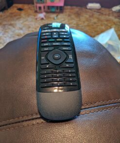 Logitech Harmony Smart Control with Smartphone App and Simple All in One Remote - Black 35 81CY9GPAuL