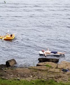 Swimline Inflatable Pizza Slice Pool Float, Multicolor 33 81CfftvrdsL