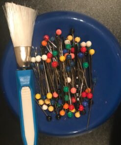 Grabbit Magnetic Sewing Pincushion with 50 Plastic Head Pins, Blue 1 Count (Pack of 1) 11 81E zfLJTrL