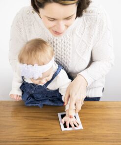 Pearhead First 5 Years Chevron Baby Memory Book, Clean-Touch Baby Safe Ink Pad for Baby’s Handprint or Baby’s Footprint, Gender Neutral Baby Milestone And Pregnancy Book, Gray Gray Chevron Babybook 41 81ENHbyOHeL