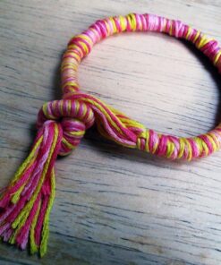 Loopdedoo DIY Kids Bracelet Maker Kit - Make Bracelets in Minutes for Birthdays, Friendship Day, Christmas Gifts - Award Winning Craft Kit for Ages 8 & Up New Loopdedoo + 18 Skeins of Thread 32 81EXo96FggL 2