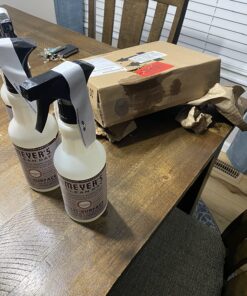 Mrs. Meyer's Multi-Surface Cleaner Concentrate, Use to Clean Floors, Tile, Counters, Lavender, 32 fl. oz - Pack of 2 32 Fl Oz (Pack of 2) 32 81EgyculcPL