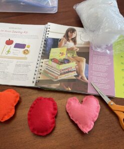 Sewing School ®: 21 Sewing Projects Kids Will Love to Make 36 81EsuIumeL