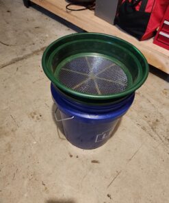 SE 13 1/4 Inch Stackable Classifier Gold Prospecting Pan - 1/8 Inch Stainless Steel Mesh Sifting Pan, Green Pans 20 81ExixCqYgL