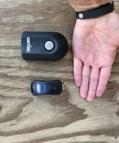 Genie Single Button Garage Door Opener Remote - Safe & Secure Access - Compatibility with Genie Only Intellicode Garage Door Openers - Model G1T-BX 1 Pack 33 81F1F2VoV7L 3