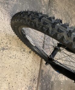 Schwinn Replacement Bike Tire, Mountain Bicycle Tires, High Traction Tread, Standard Bike Tires in Multiple Size Options Mountain/Standard 20-Inch x 1.95 Inch 36 81FF1XKohpL