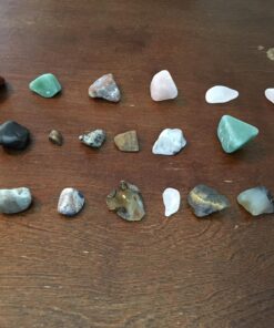 NATIONAL GEOGRAPHIC Starter Rock Tumbling Kit - Durable Leak-Proof Polisher for Kids Complete Geology Hobby Science Kit, Rocks and Crystals Kids, A Great STEM Activity 47 81Ft0xh3iRL