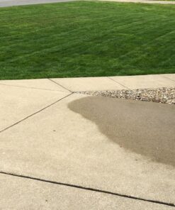 Scotts Halts Crabgrass & Grassy Weed Preventer, Pre-Emergent Weed Killer for Lawns, 5,000 sq. ft., 10.06 lbs. 5,000 sq. ft. 15 81FtDdztBOL