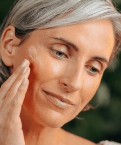 Tree of Life Retinol Serum for Face w/Hydrating Hyaluronic Acid for Wrinkle Soothing, Fine Lines & Dark Spots - 2 Fl Oz - Renew & Reset Nighttime Serums - Dermatologist Tested Facial Skin Care 2 Fl Oz (Pack of 1) 33 81GKAjDLuGL