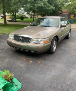 Meguiar's Gold Class Car Wash, Car Wash Foam for Car Cleaning – 64 Oz Container 41 81GrfrX3PL