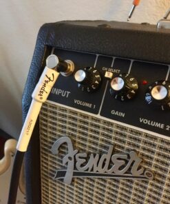 Fender Performance Series Instrument Cables (Straight-Right Angle) for electric guitar, bass guitar, electric mandolin, pro audio 10' Right Angle 16 81HW9u0ziRL