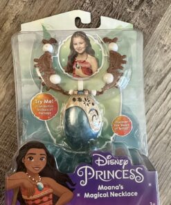Disney Princess Disney Moana Necklace Light Up Magical Seashell Heart of Te Fiti 40 81HbRnaRtbL