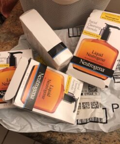 Neutrogena Liquid Fragrance-Free Gentle Facial Cleanser with Glycerin, Hypoallergenic & Oil-Free Mild Face Wash Unscented, 8 Fl Oz 28 81HfWpmAbhL