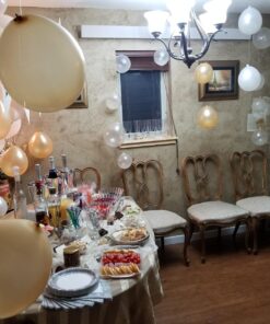 Elecrainbow 12 Inches 320 Grams Thickened White Balloons,White Party Supplies for Birthday Wedding Baby Shower Graduation Anniversary Memorial Day,100 Count 32 81HoOjqFjML