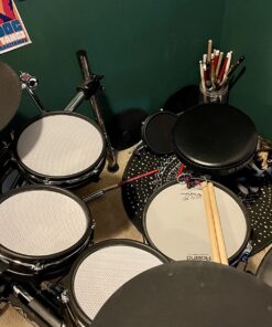 Alesis Drums Command Mesh Kit - Electric Drum Set with USB MIDI Connectivity, 600+ Electronic & Acoustic Drum Kit Sounds and Dual Zone Mesh Pads Old Model Drum Set Only 27 81ILNvVG0DL