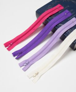 YAKA 60pcs 9 Inch Nylon Coil Zippers Sewing Zippers for Tailor Sewing Crafts (20 Color) Mixed 28 81IRAsqRQL