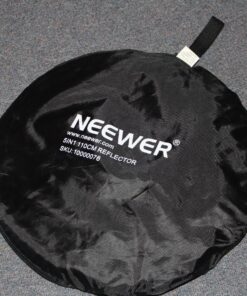 NEEWER 43 Inch/110 Centimeter Light Reflector Diffuser 5 in 1 Collapsible Multi Disc with Bag - Translucent, Silver, Gold, White, and Black for Studio Photography Lighting Outdoor Standard Packaging 47 81KAQUniugL