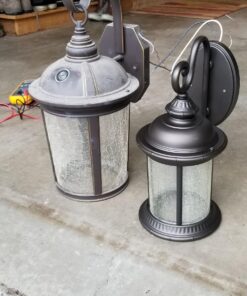 Westinghouse Lighting 6230600 New Haven One-Light Exterior Wall Lantern on Steel with Clear Seeded Glass, Black,Oil Rubbed Bronze Finish, (1 Pack) 25 81KpbBNJLEL