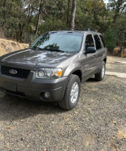 Mothers California Gold Clay Bar System for Car Detailing, Kit Includes Detailer, 3 Clay Bars, and Microfiber Towel (07240) Original Kit (3 bars) 29 81LDQsXq2L