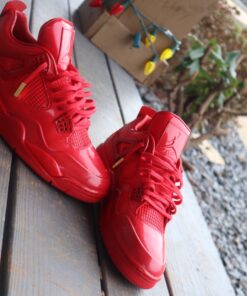 Modern Elements Metal Aglets Shoelace Tips - Set of Four Tips and Screws - Includes Screwdriver Gold 42 81LqAghyXnL