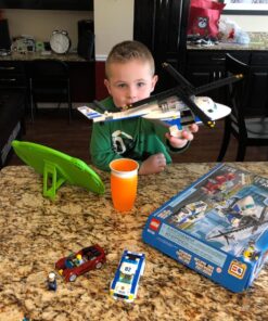 LEGO City Police High-Speed Chase 60138 Building Toy with Cop Car, Police Helicopter, and Getaway Sports Car (294 Pieces) 36 81Lvm6eGhuL