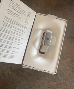 Fitbit Luxe-Fitness and Wellness-Tracker with Stress Management, Sleep-Tracking and 24/7 Heart Rate, One Size S L Bands Included, Lunar White/Soft Gold Stainless Steel, 1 Count Tracker 24 81MD1TUjQIL