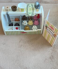 Melissa & Doug Wooden Scoop and Serve Ice Cream Counter (28 pcs) - Play Food and Accessories - Pretend Food Toys, Ice Cream Shop Toys For Kids Ages 3+ Scoop & Serve Ice Cream Counter 39 81MZLoAa1L