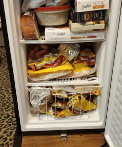 Whynter CUF-301BK 3 cu. ft Energy Star Upright Freezer with Lock – Black Black -3 Cubic Feet 55 81MfZwVueVL