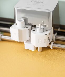 Cricut Premium Fine-Point Replacement Blade, Cutting Blade with Improved Design, Cuts Light to Mid-Weight Materials, For Personalized Crafts, Compatible Maker & Explore Machines, 1 Count 1ct 18 81MoX2pbkdL