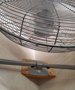 Lasko High Velocity Max Performance Floor Fan with Wall mount Option, 3 Powerful Speeds, Pivoting Fan Head for Home, Garage, Attic, 20", Black, 2265QM 47 81NHbm9cpVL